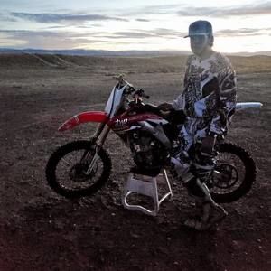 Meet your Posher, Conner